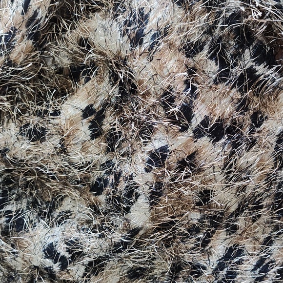 Leopard furry fuzzy jacket - Picture 6 of 7
